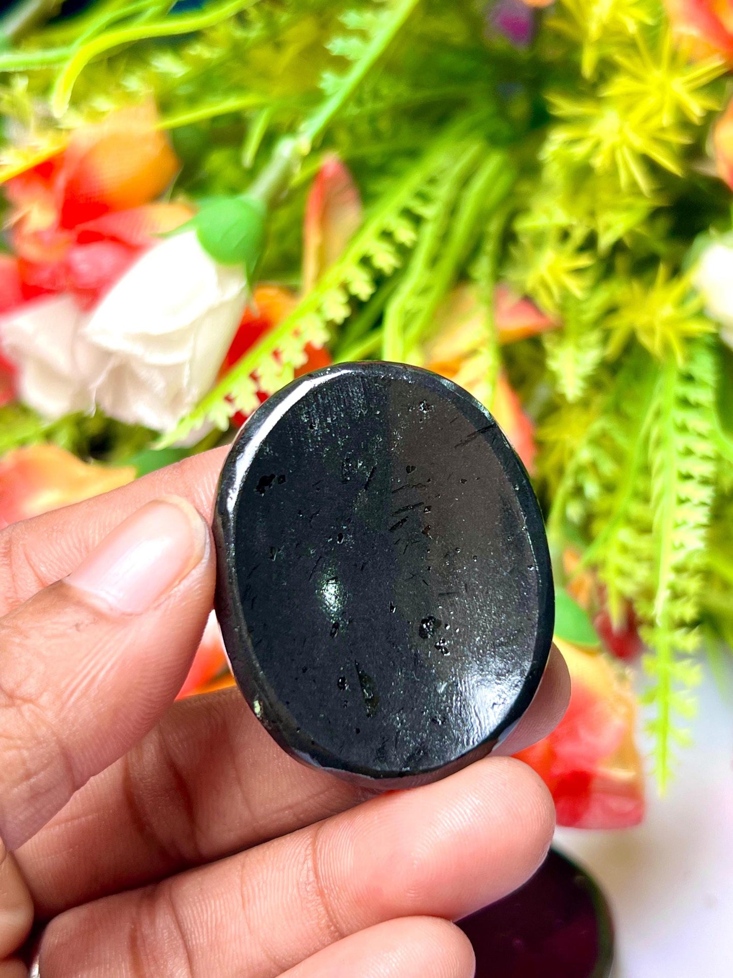 Black Tourmaline Worry Stone – Crystal Worry Stone – Pocket Stone – Healing Crystal - 4.5x3.5cm