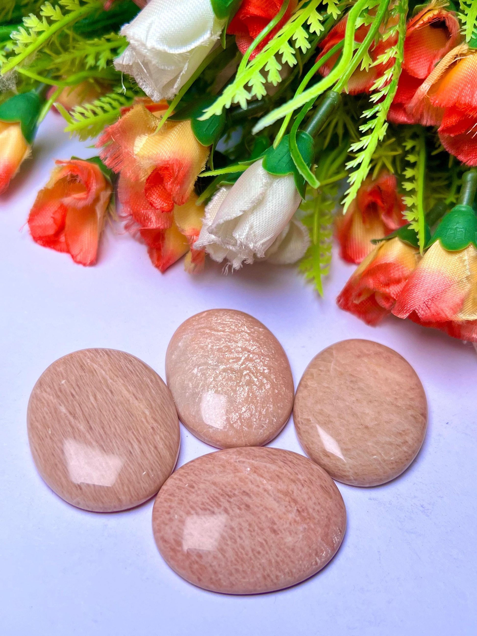 Peach Moonstone Worry Stone – Crystal Worry Stone – Pocket Stone – Healing Crystal - 4.5x3.5cm