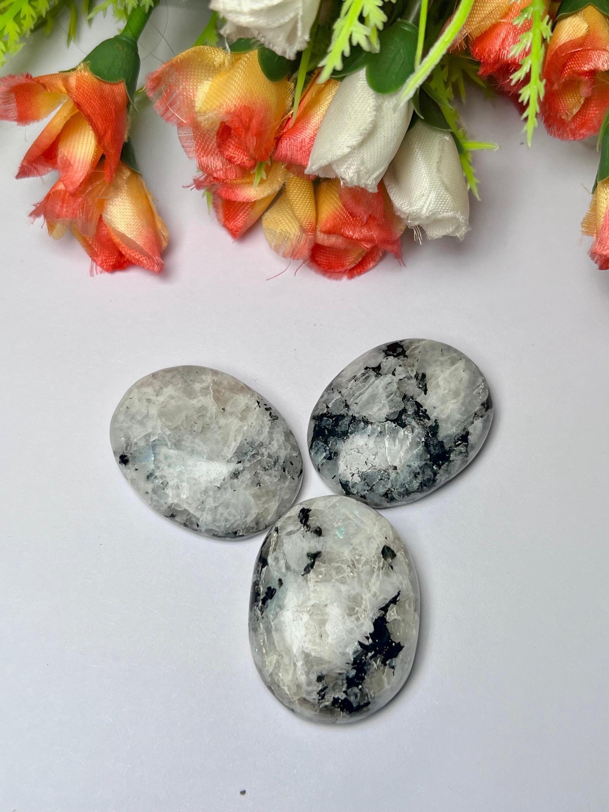 Rainbow Moonstone Worry Stone – Crystal Worry Stone – Pocket Stone – Healing Crystal - 4.5x3.5cm