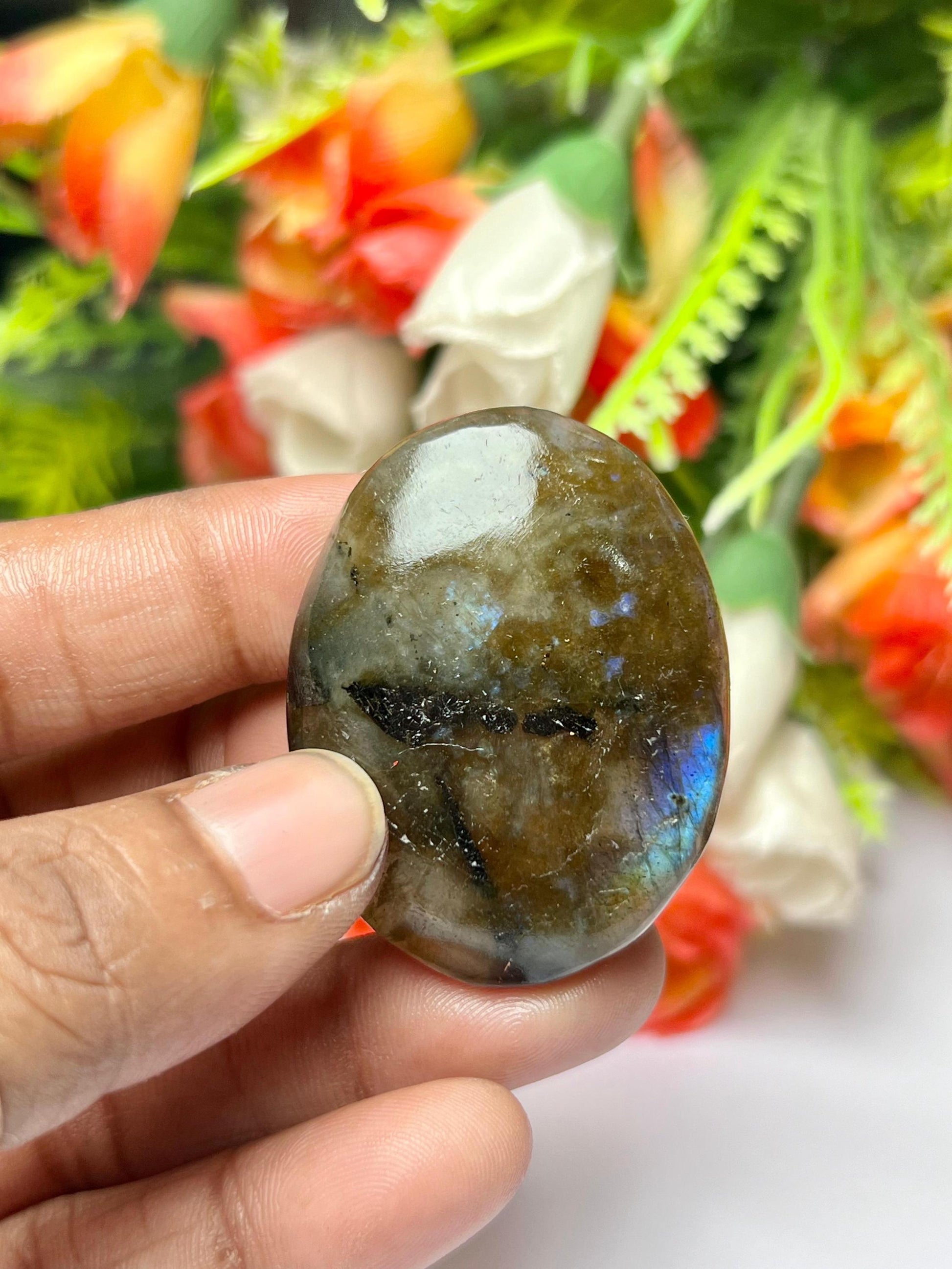 Labradorite Worry Stone – Crystal Worry Stone – Pocket Stone – Healing Crystal - 4.5x3.5cm