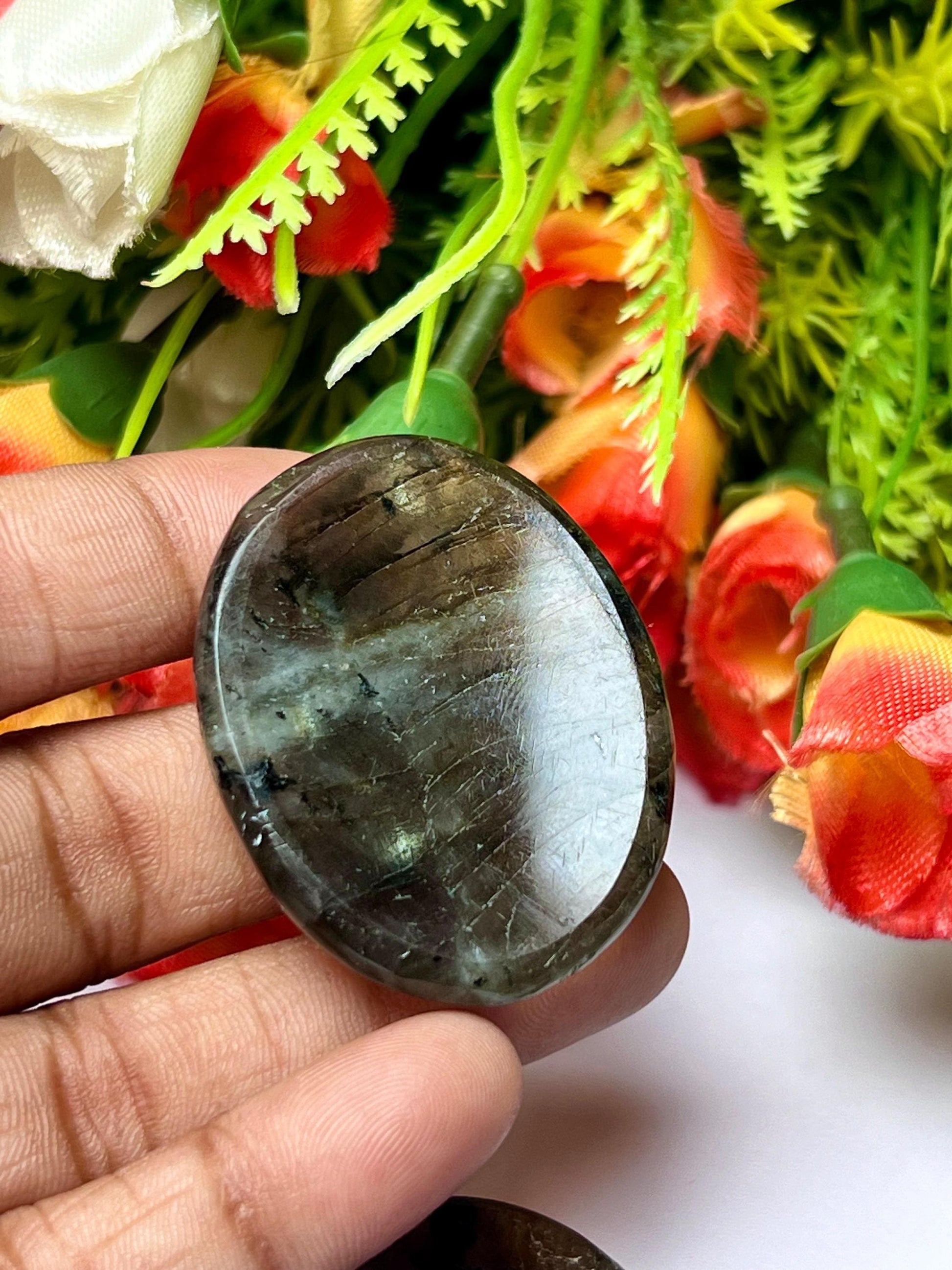 Labradorite Worry Stone – Crystal Worry Stone – Pocket Stone – Healing Crystal - 4.5x3.5cm