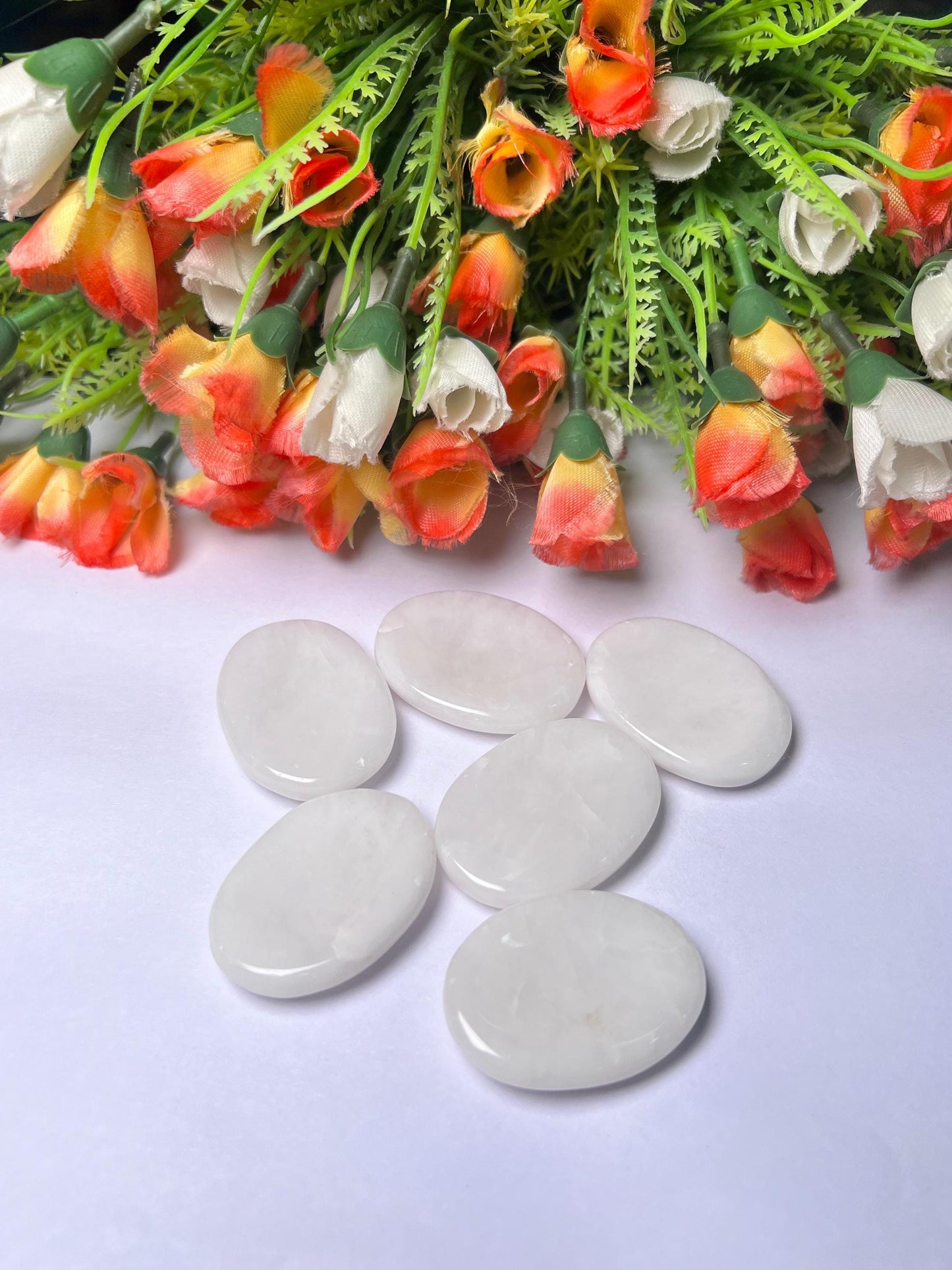 White Agate Worry Stone – Crystal Worry Stone – Pocket Stone – Healing Crystal - 4.5x3.5cm