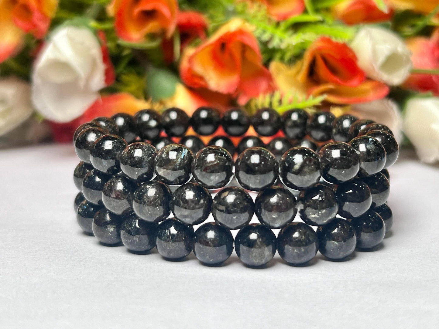 Nuummite Stone Bracelet l Stretchable Bracelet l Unisex Bracelet l 8 MM Bracelet