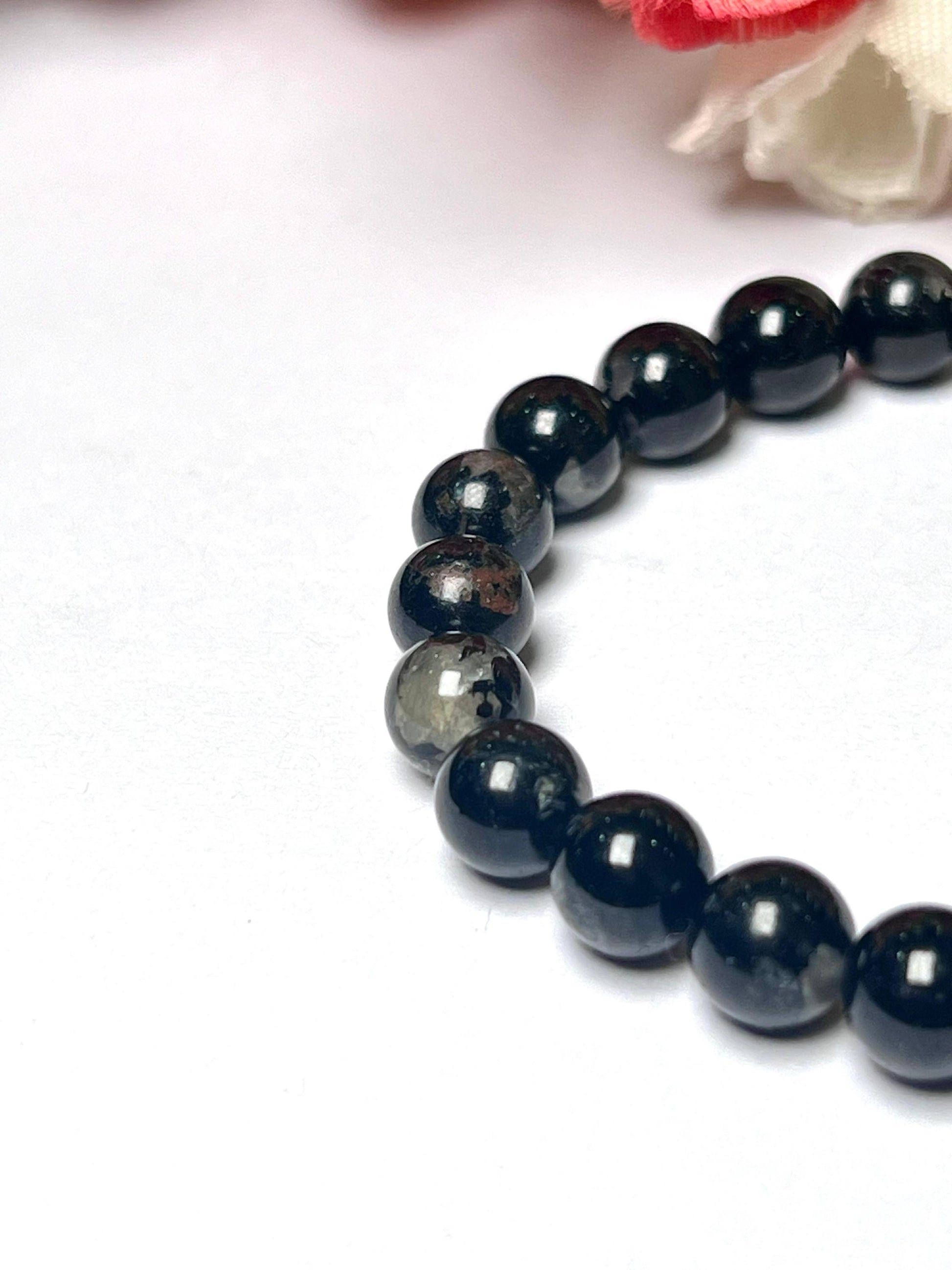 Ilvaite Stone Bracelet l Stretchable Bracelet l Unisex Bracelet l 8 MM Bracelet