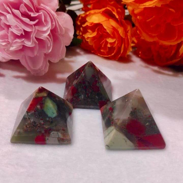 35MM African Blood Stone Gemstone Pyramid, Premium Quality 'A' Grade, Healing Crystals, Crystal Grids, Reiki