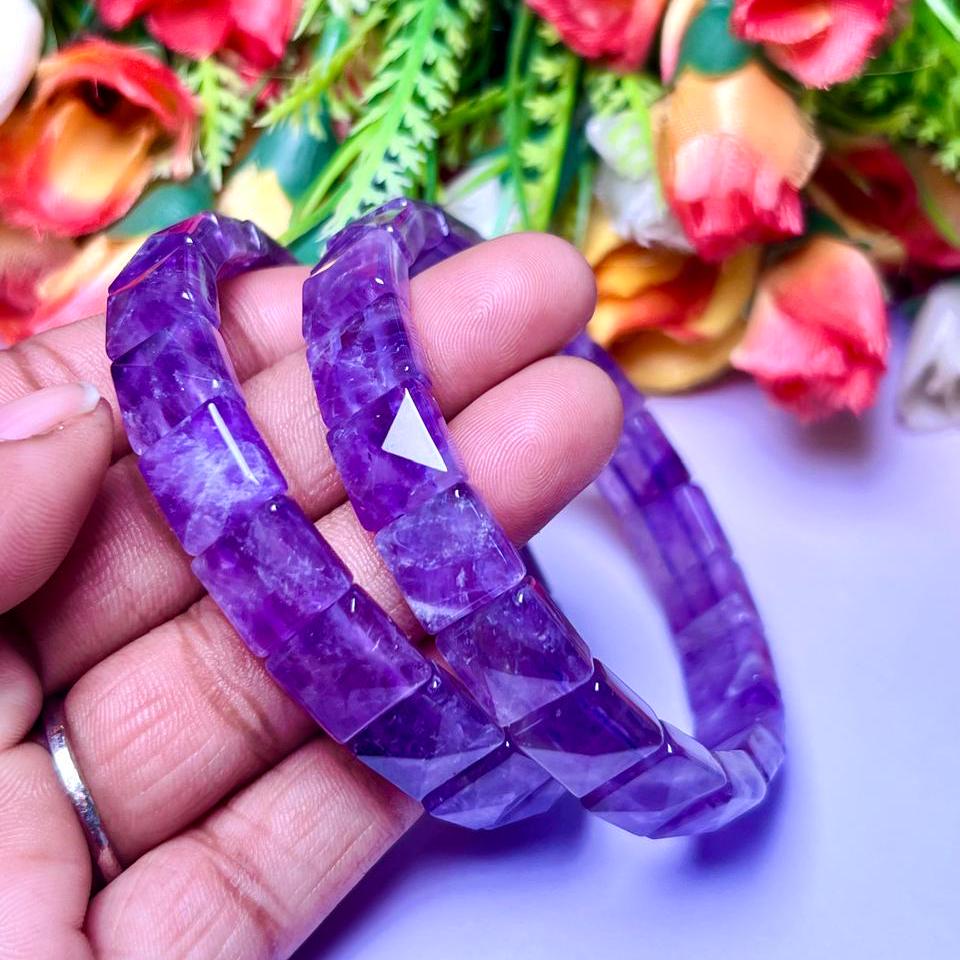 Amethyst Stone Pyramid Shape 10 MM Bracelet