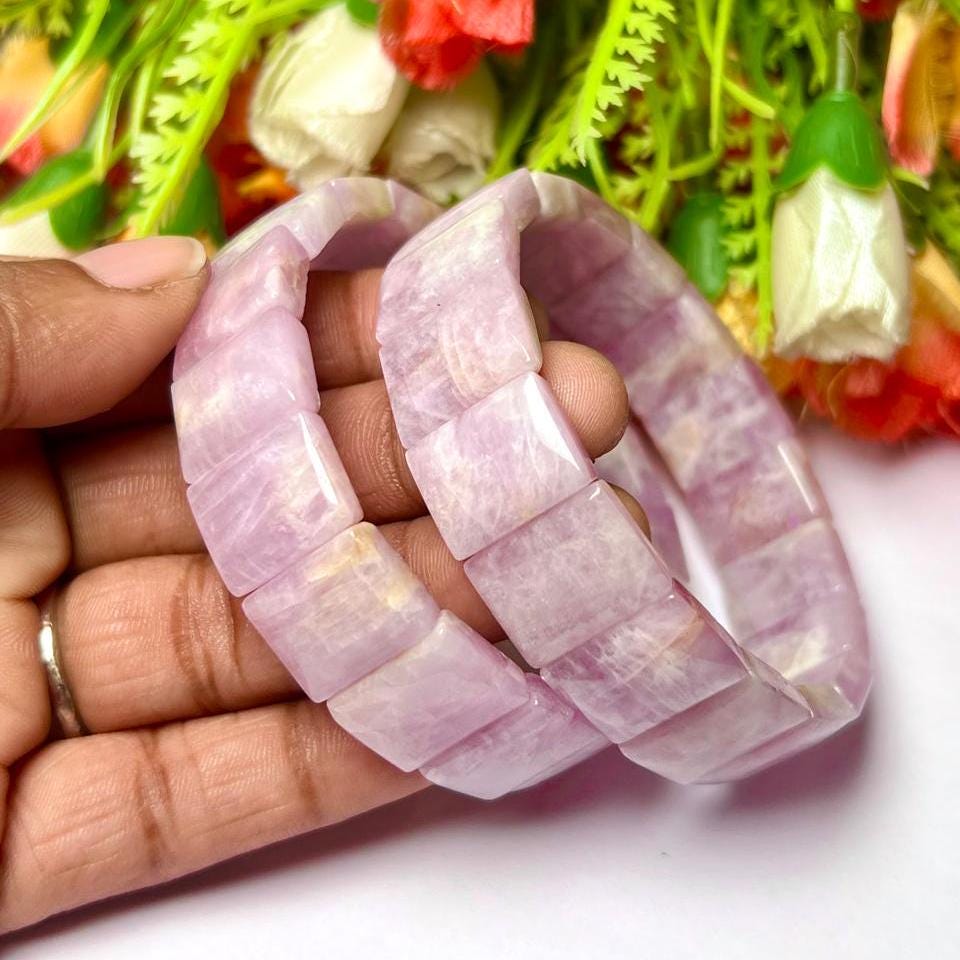 15 MM Kunzite Stone Bracelet l Stretchable Bracelet