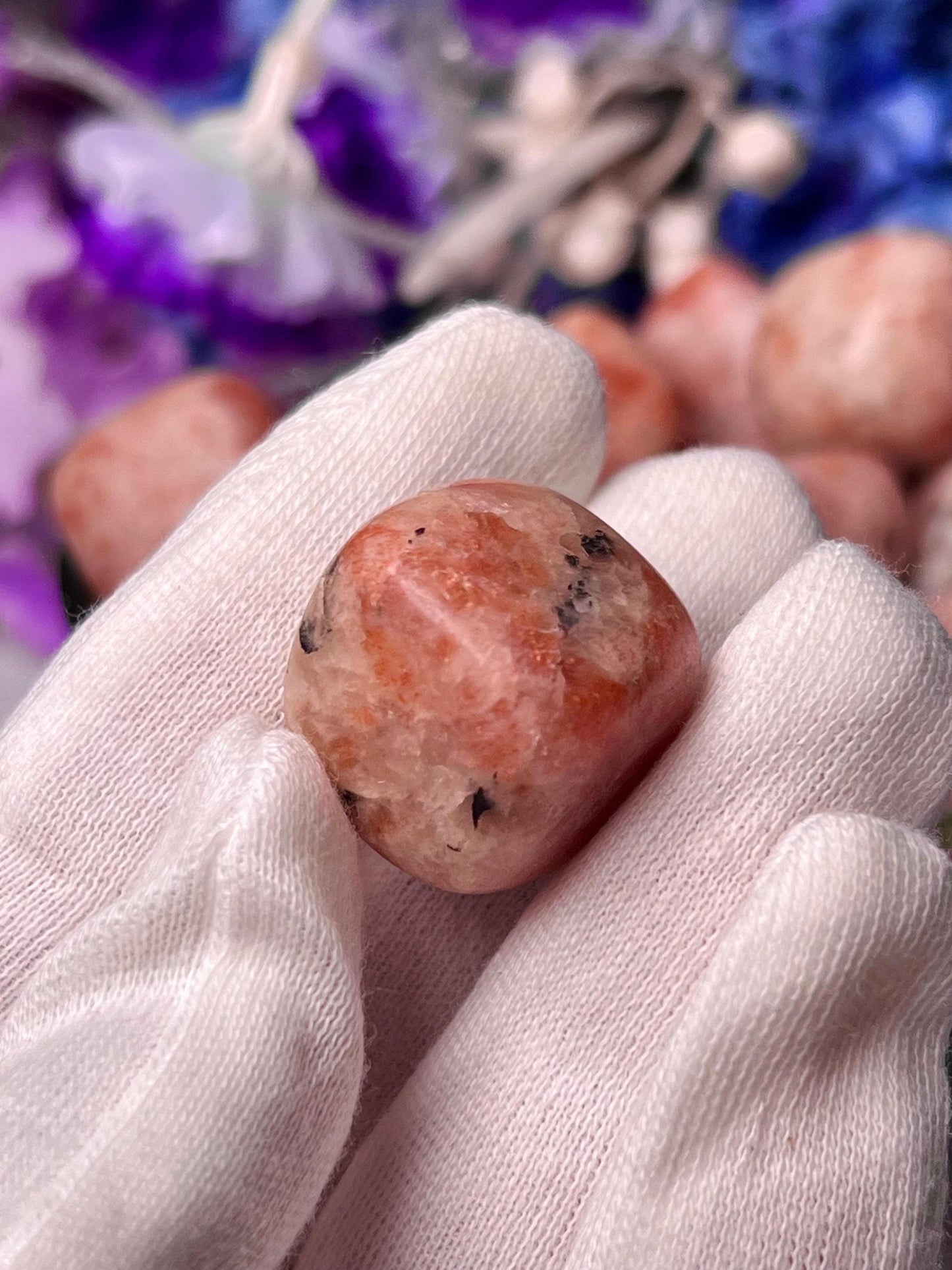 Sunstone Tumbled Stone – Spiritual Healing Crystal – Available in Packs of 1, 3, 5, and 10 Pieces (AAAAA+ Quality)