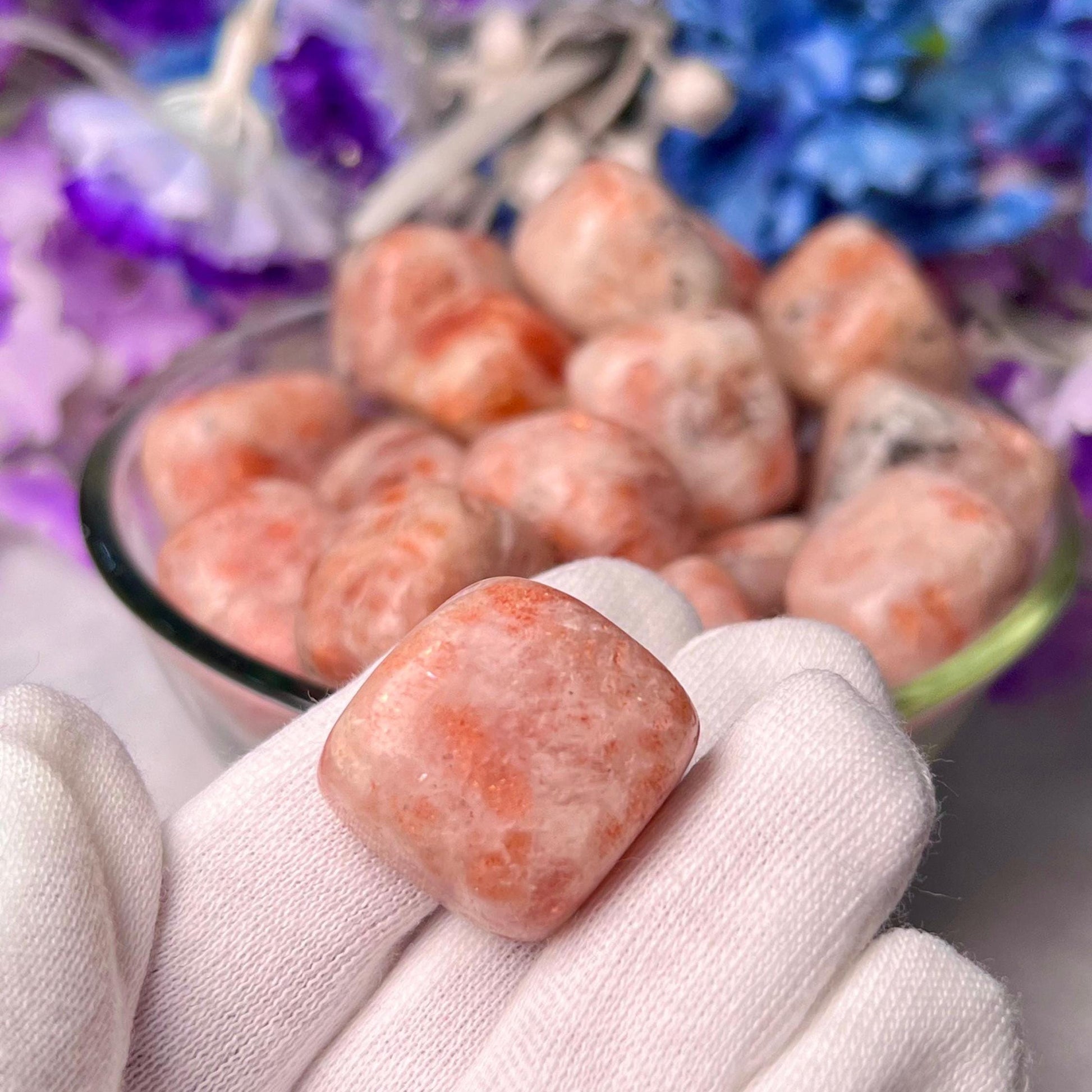 Sunstone Tumbled Stone – Spiritual Healing Crystal – Available in Packs of 1, 3, 5, and 10 Pieces (AAAAA+ Quality)