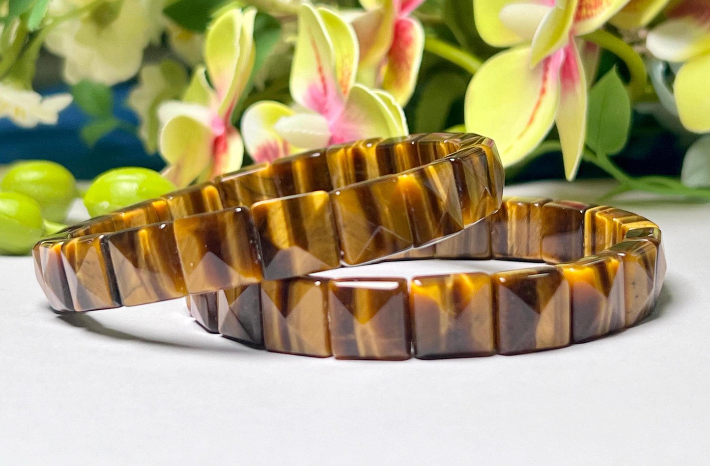 Tiger's Eye Stone Pyramid Shape 10 MM Bracelet