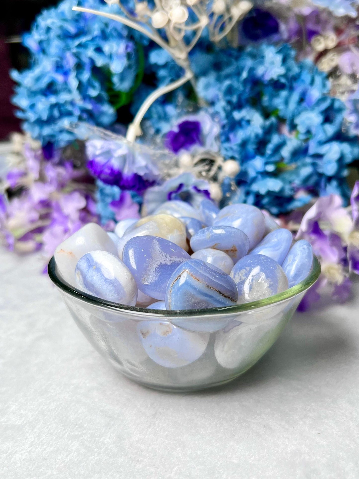 Blue Lace Agate Tumbled Stone – Spiritual Healing Crystal – Available in Packs of 1, 3, 5, and 10 Pieces (AAAAA+ Quality)