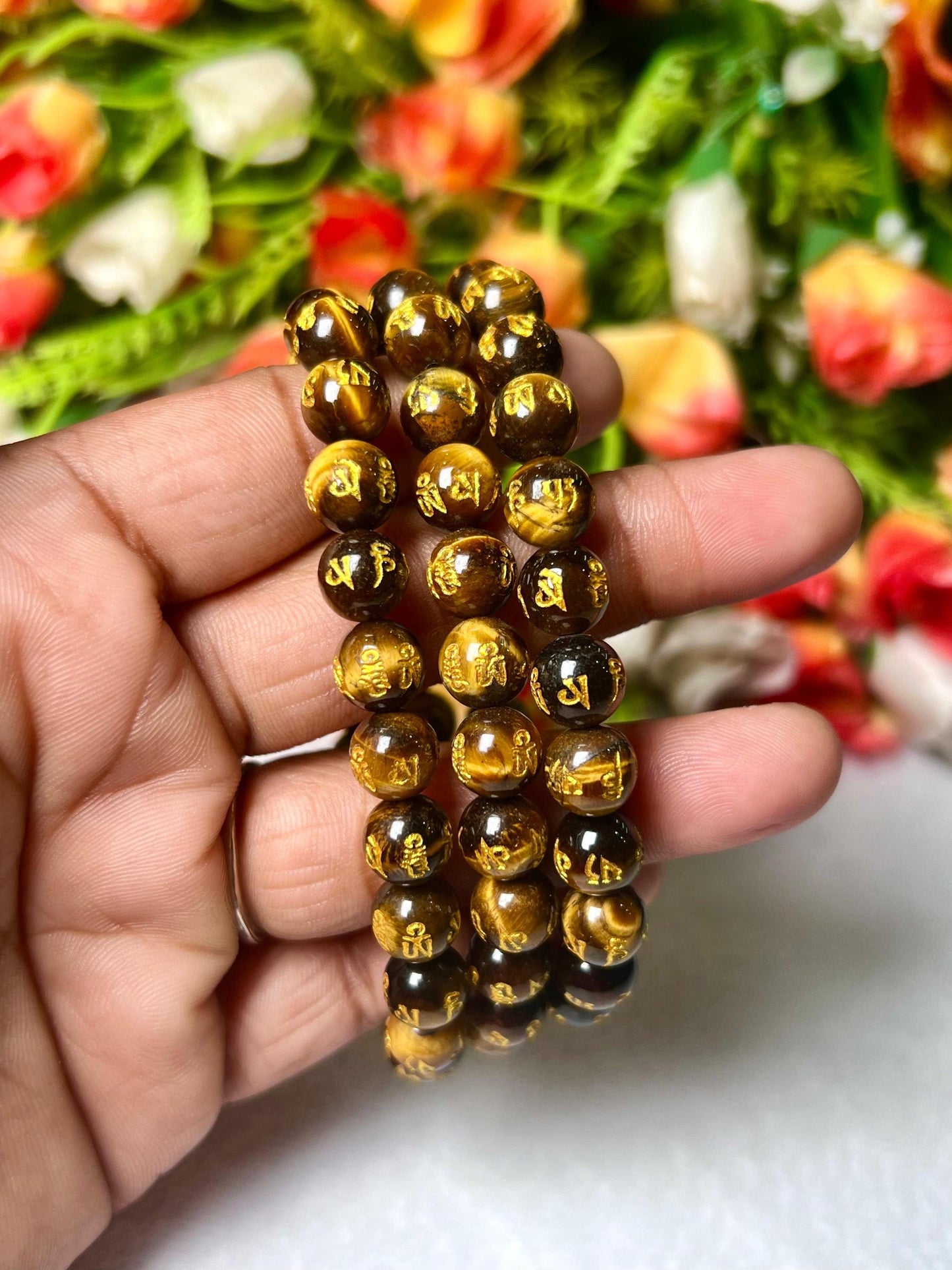 Tiger Eye Om Mani Padme Hum Stone Bracelet l Stretchable Bracelet l Unisex Bracelet l 8 MM Bracelet