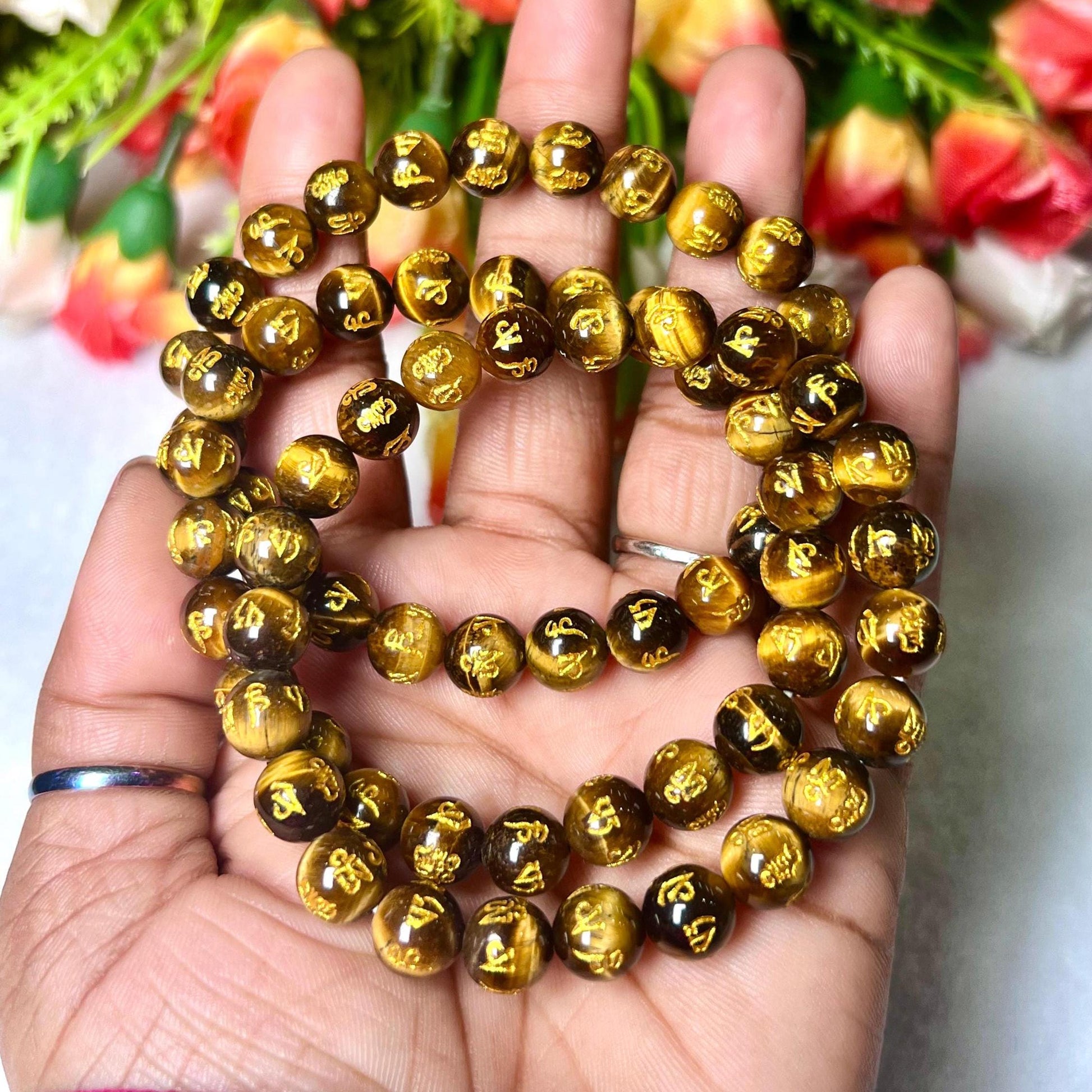 Tiger Eye Om Mani Padme Hum Stone Bracelet l Stretchable Bracelet l Unisex Bracelet l 8 MM Bracelet