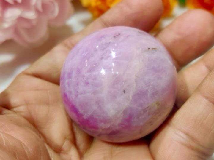 Kunzite Stone Sphere 35 MM Crystal Ball Orb Pocket Stone Meditation Space Crystal Grid With wooden Stand