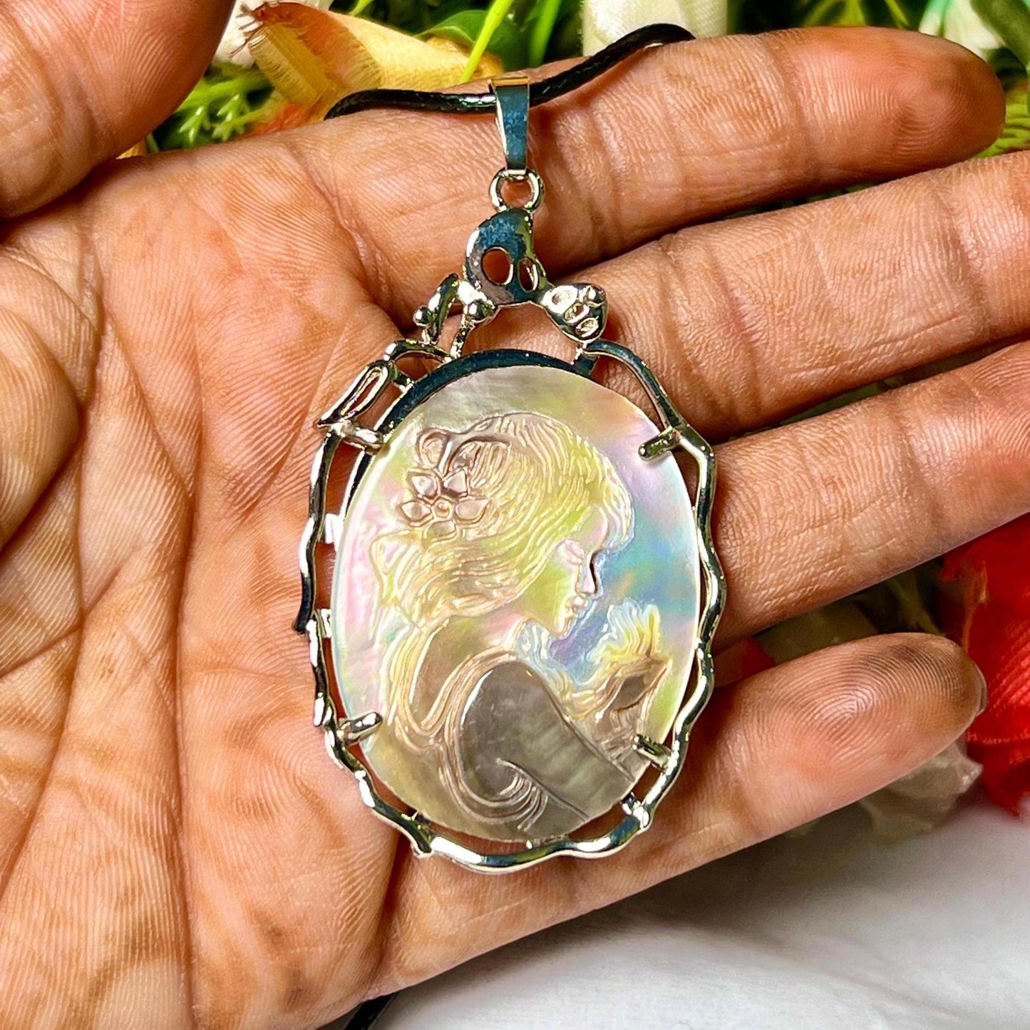 Mother of Pearl Pendant – Handmade Spiritual Jewelry for Calm & Intuition